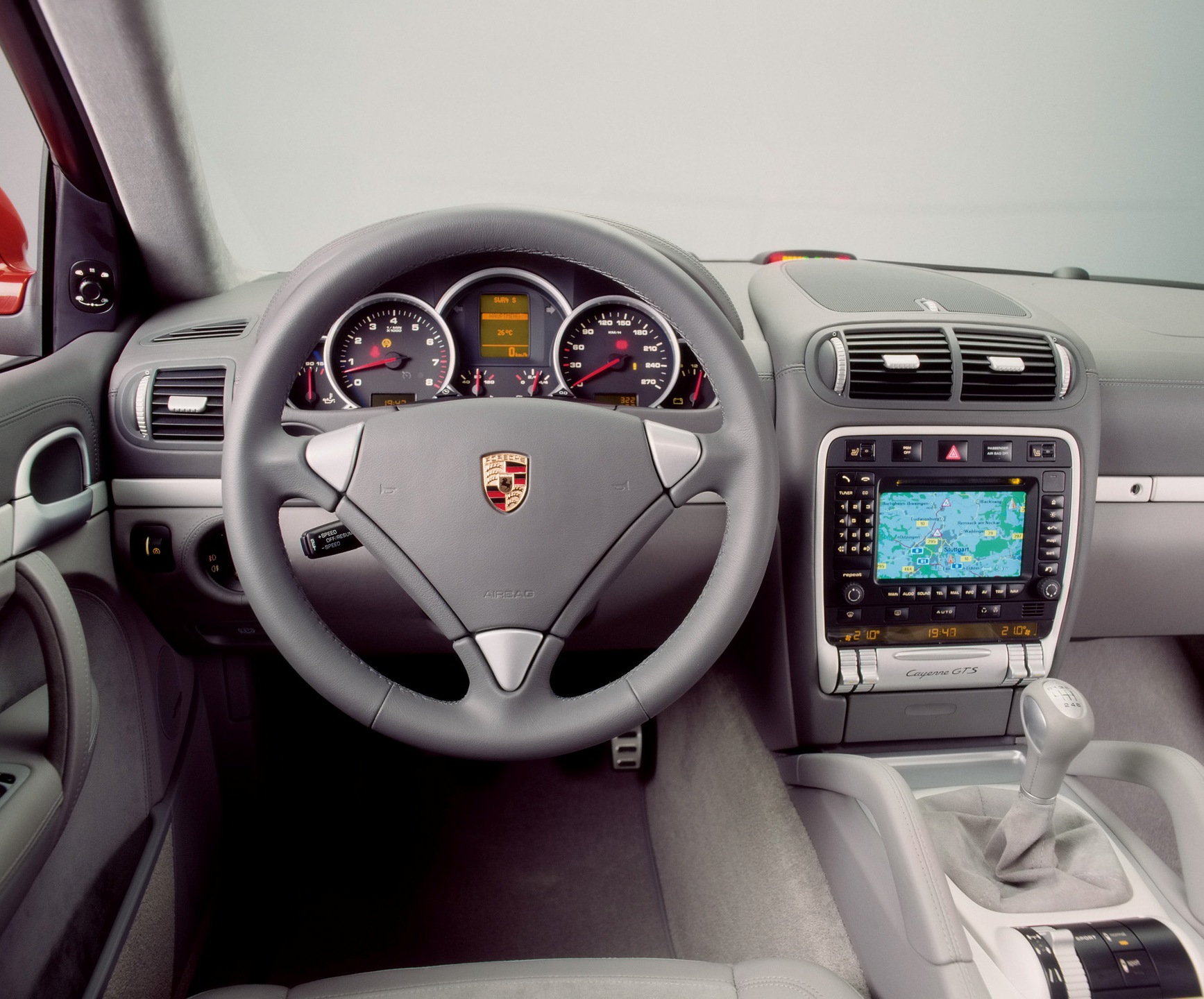 PORSCHE_CAYENNE_GTS_04