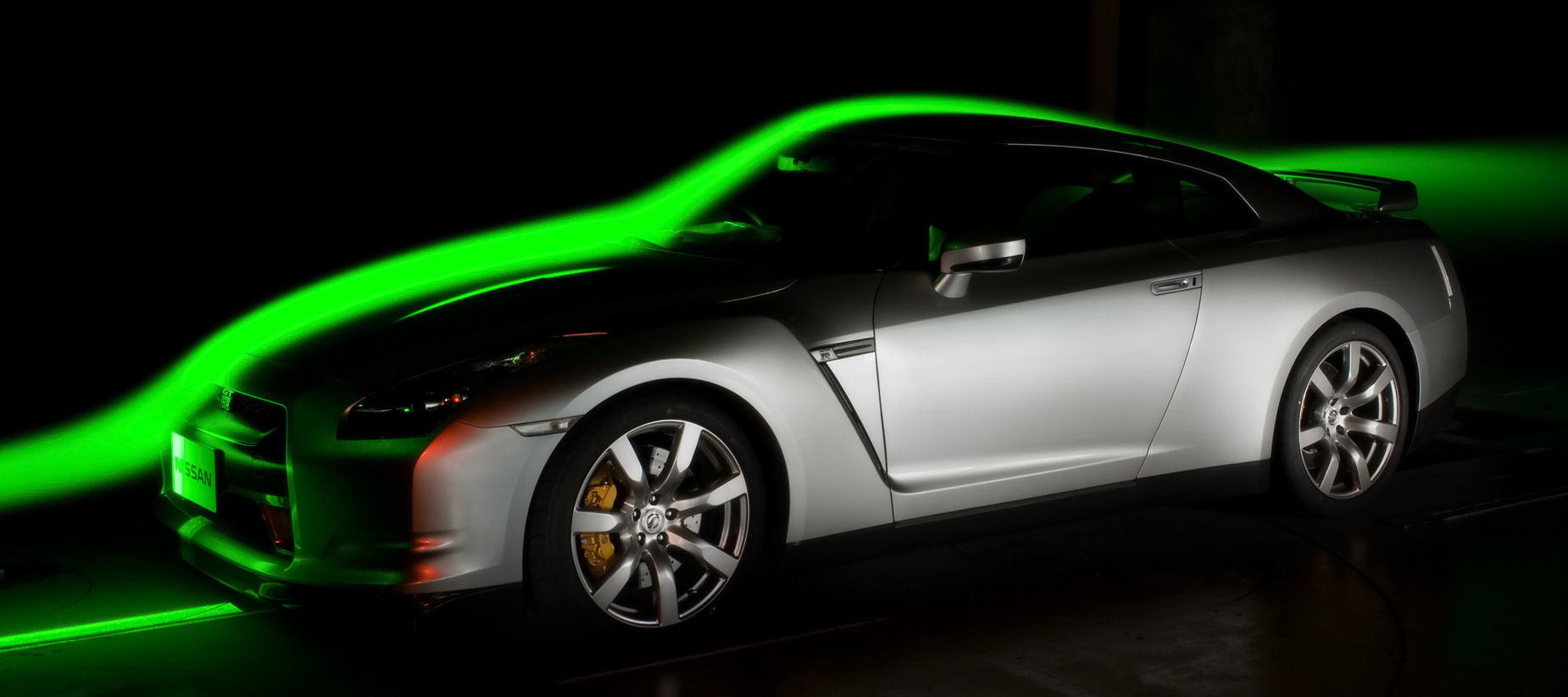 NISSAN_GT-R_2008_09